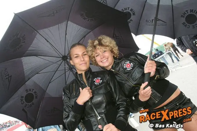 grid girls
