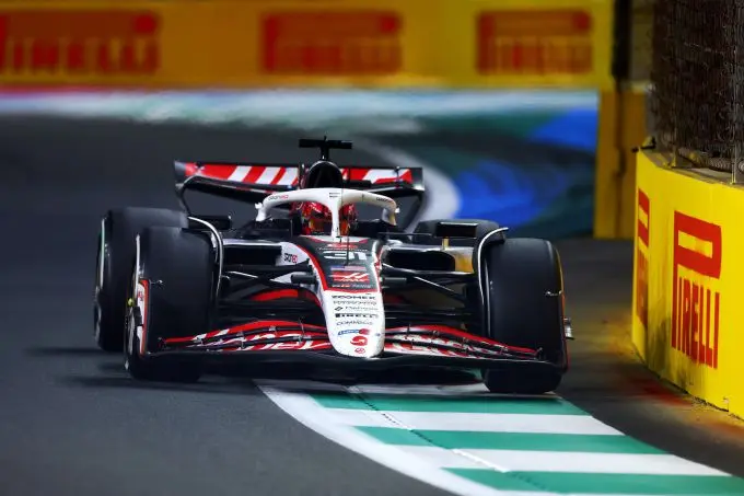 haas esteban ocon 492992761 1211285554339011 2753441029653680803 n