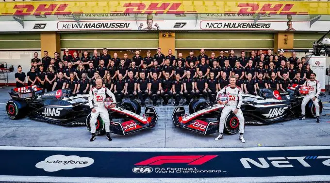 haas team crew and drivers 405432336 6926470787441533 2595206747672149916 n