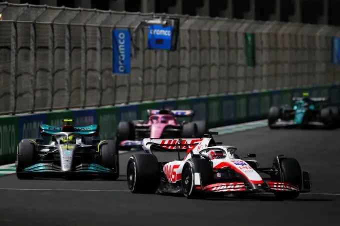 haas voorop 1019056110 lat 20220327 gp2202 164125 54i6764 459