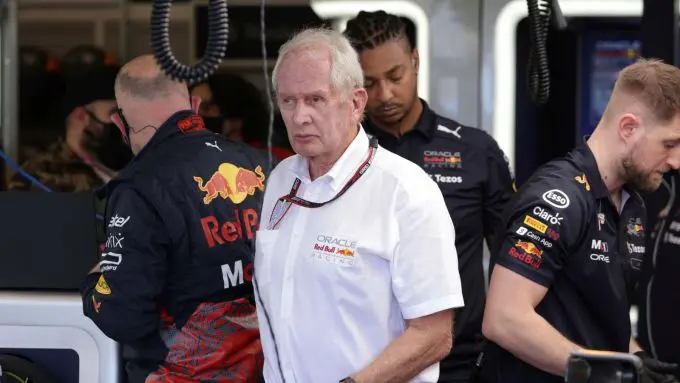 helmut marko red bull garage melbourne 2022 planetf1