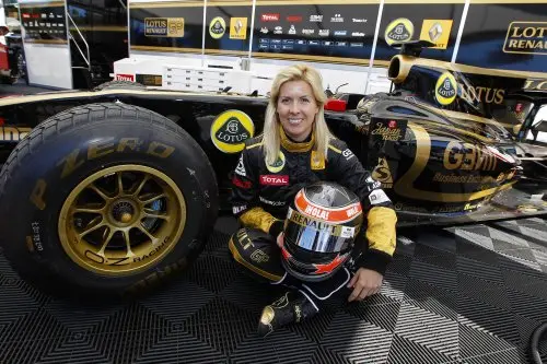 hola merry christmas maria de villota renault rx 500
