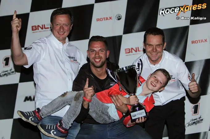 hoofdprijs max sadurski belgisch kampioenschap bij de micro max c013493