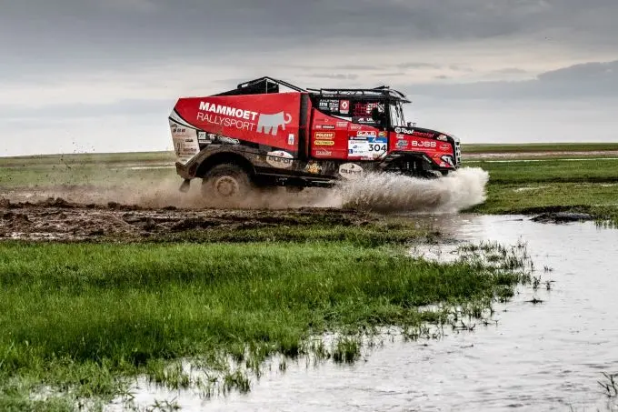 ijzersterk optreden mammoet rallysport niet beloond met dagzege