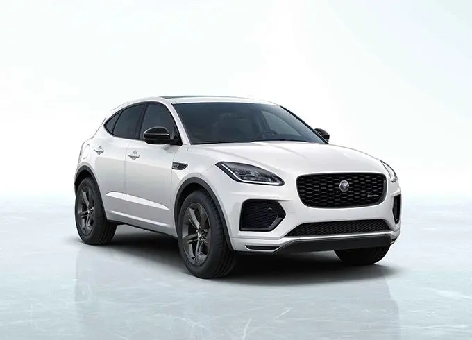jag e pace 22my 04 r dynamic black exterior without options front3q 190521 glhd 007
