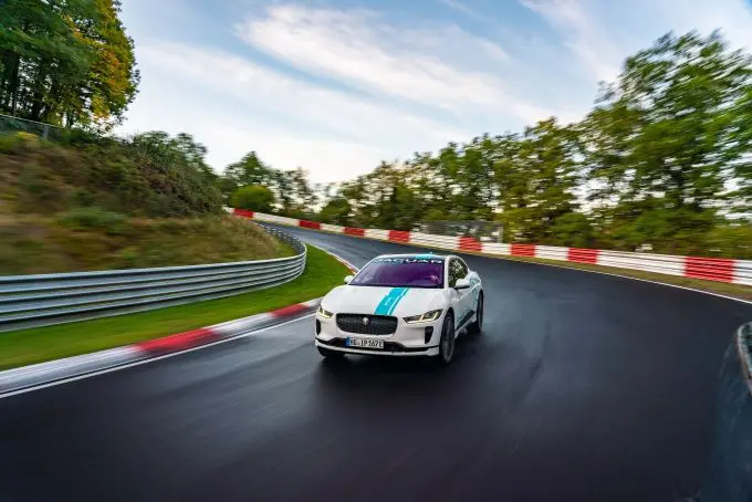 jaguar i pace ys werelds eerste volledig elektrische ringtaxi 1