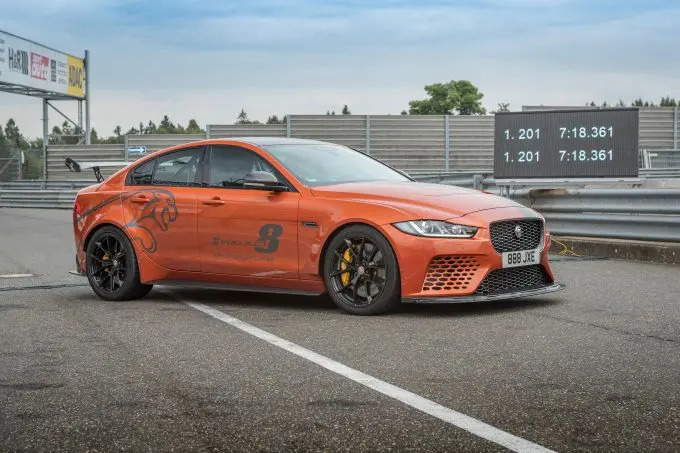 jaguar xe sv project 8 2