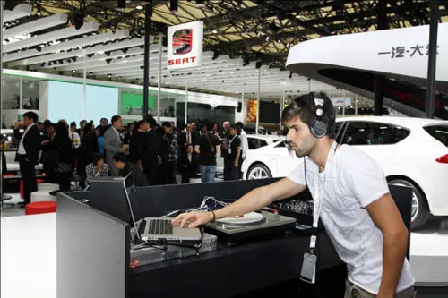 jaime alguersuari dj rx 500