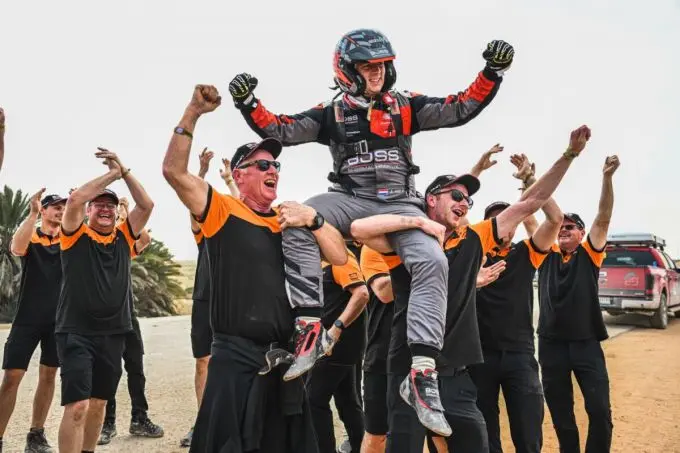 janus van kasteren wint dakar 2023