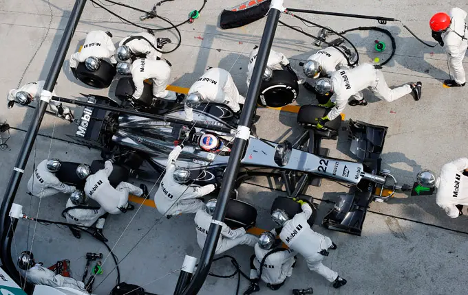 jenson button pitstop mclaren f1 2014 rx 680