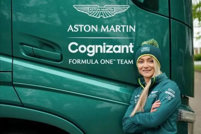 jessica hawkins aston martin cognizant f1 team driver ambassador 07807b0f 8e74 bf12 aca8 b70f919bba4