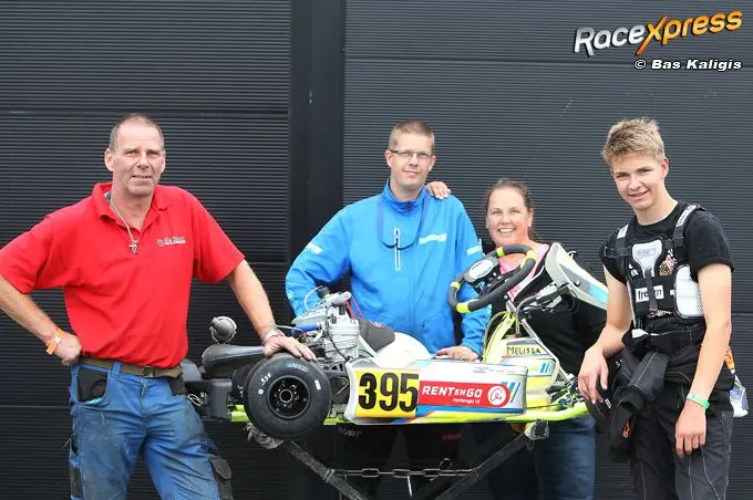 jim van ameijden met crew c01 4014
