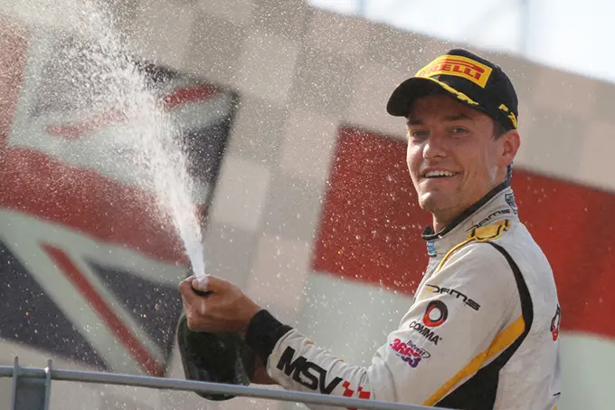 jolyon palmer rx680