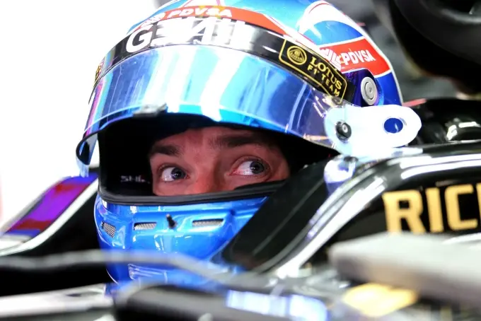 jolyon plamer china