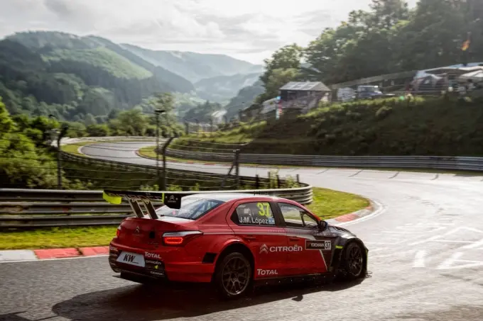 jose maria lopez pole nordschleife