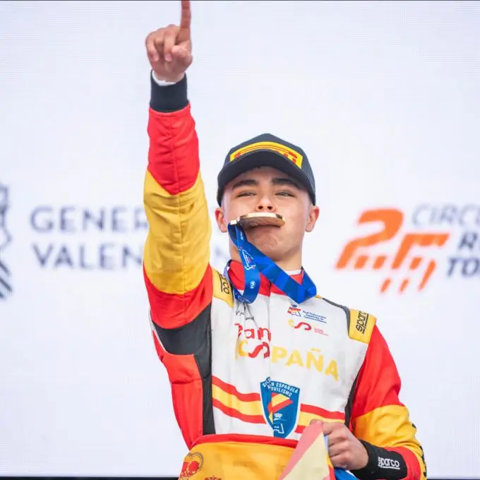 juan cota f4
