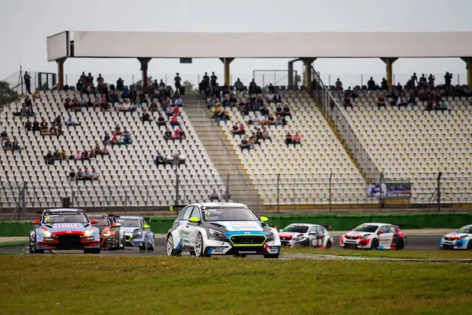 julien brichy schittert in hockenheim