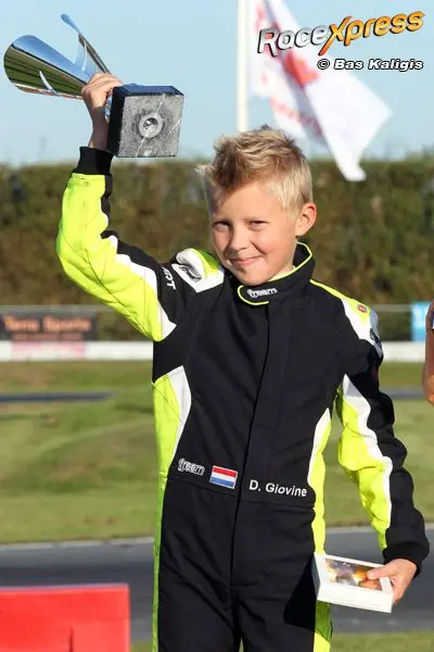 karttalent donato giovine wint in strijen c011733
