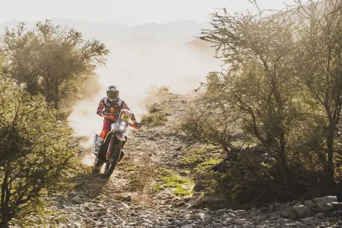 kevin benavides dakar 1