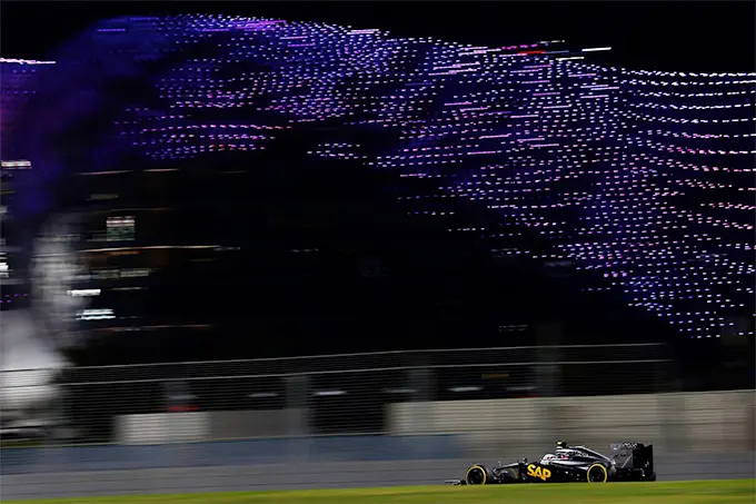kevin magnussen abu dhabi 2014