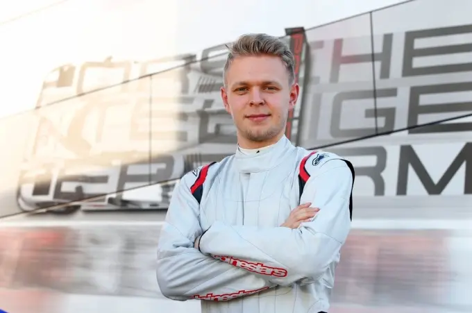 kevin magnussen porsche 2015