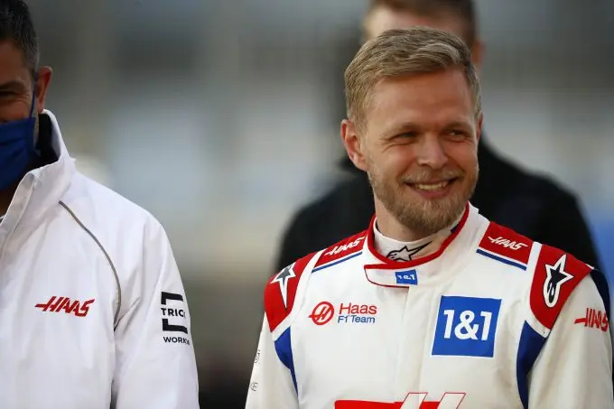 kevin magnussen smile