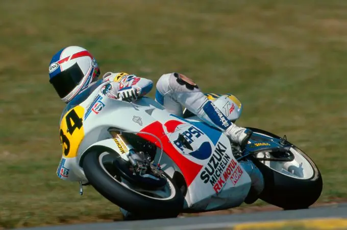 kevin schwantz at the 1989 dutch tt lr