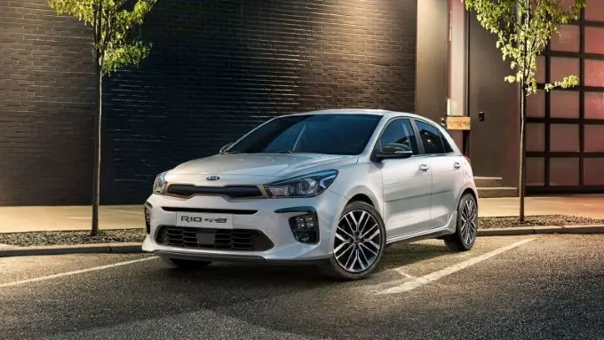 kia onthult de vernieuwde rio 1