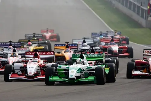 kick off superleague formula