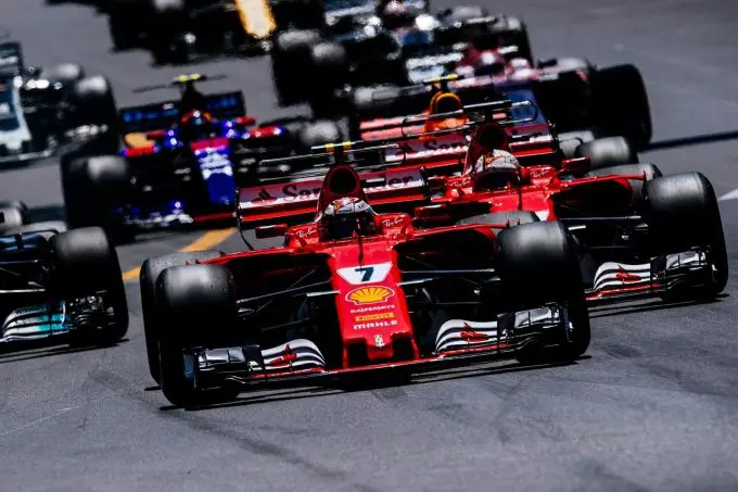 kimi raikkonen en sebastian vettel f1 monaco