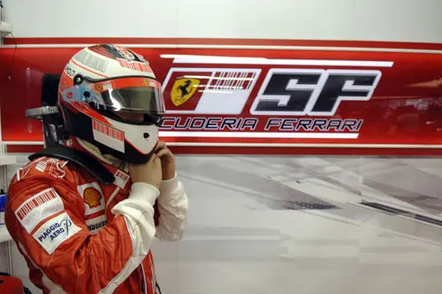 kimi raikkonen formule 1 racexpress 500