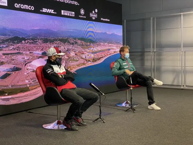 kimi raikkonen press vettel