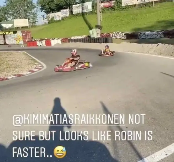 kimiraikkonenkartingwithson
