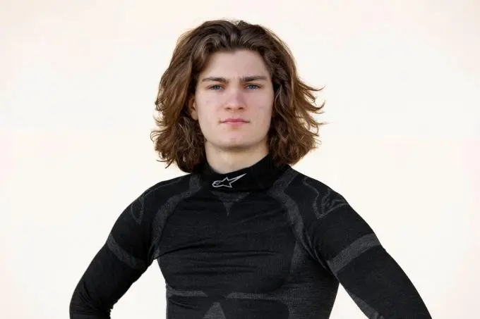 kx yaroslav veselaho