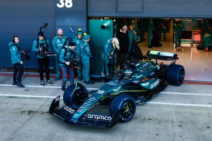 lance stroll amr24