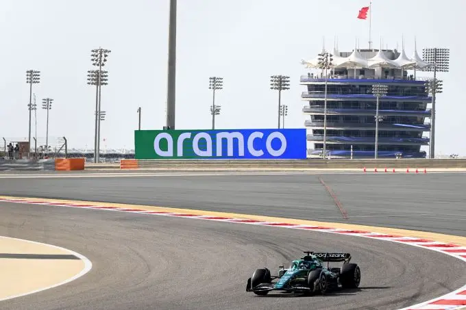 lance stroll aramco actie gp2201 212334ms3 0768