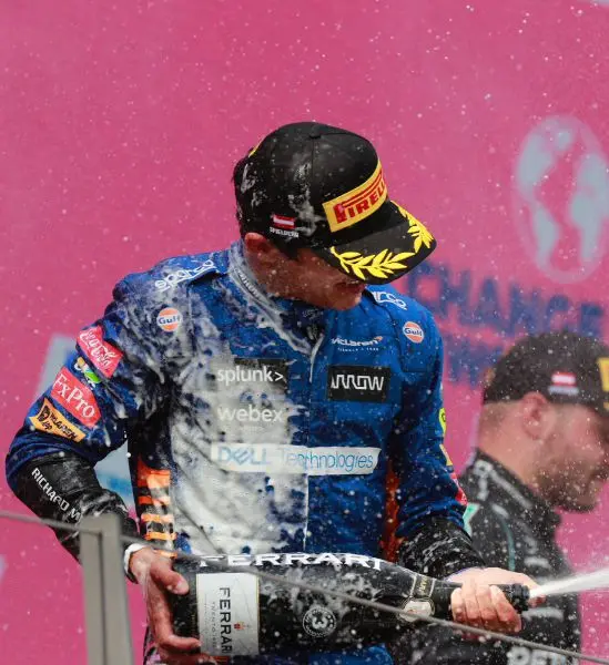 lando norris champagne oos