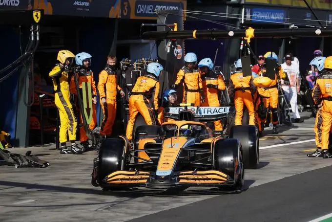 lando norris pitstop