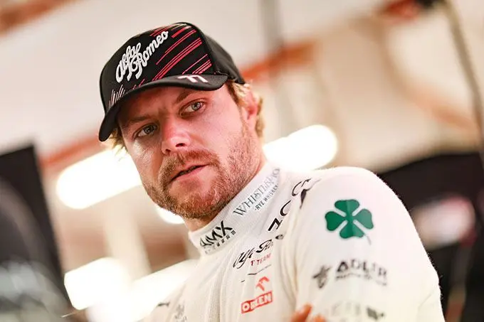 large 2022 singapore grand prix friday 3