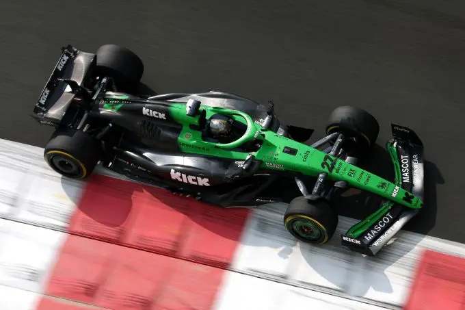 large 2025 abu dhabi grand prix friday 1