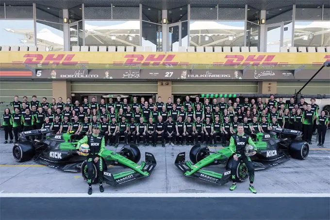 large 2025 abu dhabi grand prix sunday 1a