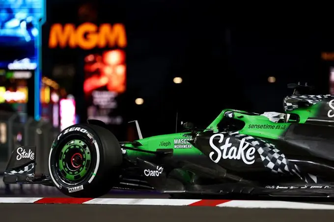 large 2025 las vegas grand prix thursday 1