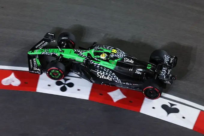 large 2025 las vegas grand prix thursday 2