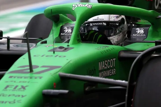 large 2025 singapore grand prix friday 1 1