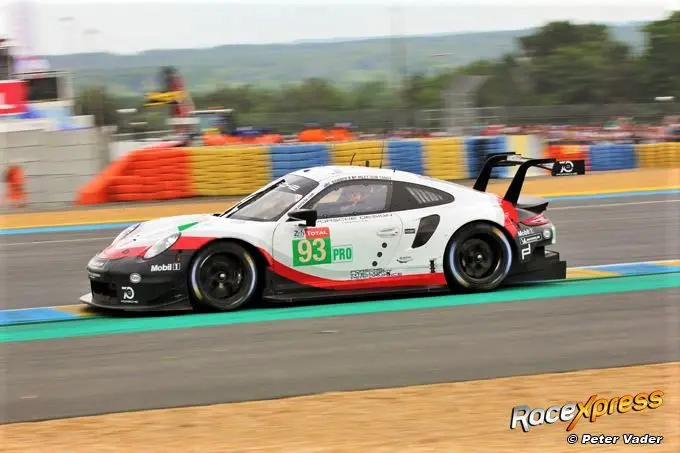le mans 2018 porsche 911 rsr img 8394 rx logo 2