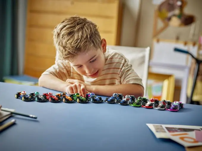 lego and f1 collectible race cars