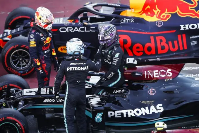 lewis hamilton 100e pole max verstappen p2 bottas p3 gp spanje 2021 m266934