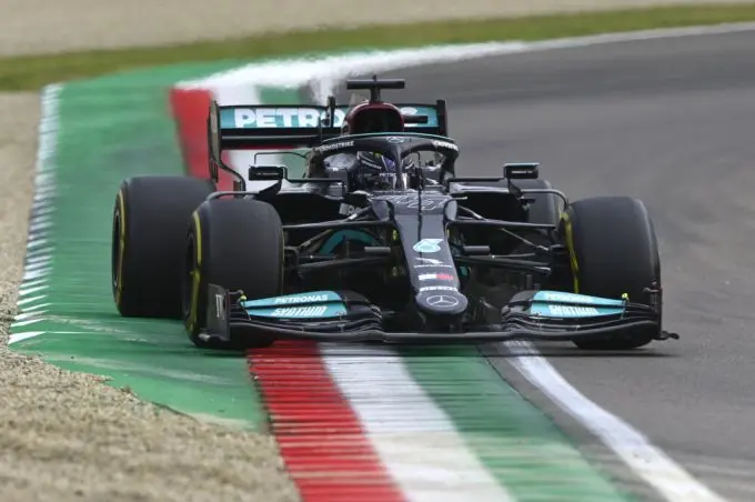 lewis hamilton 2 m263886