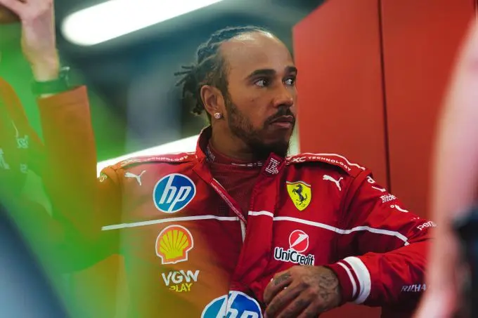 lewis hamilton 250918 sfhp f1 r17 azerbaijan ca r1 9d528c68 b3a6 47d4 a843 88e102e92d8c