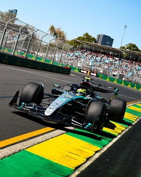 lewis hamilton actie melbourne 433634453 815351257303079 4725753898301679076 n